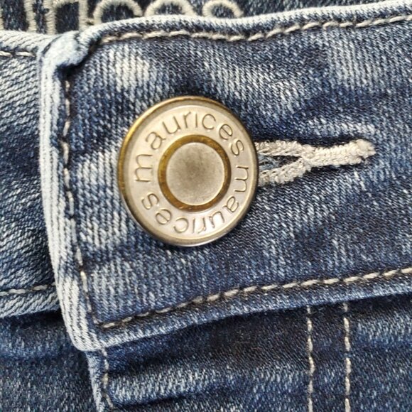 Maurices Jeans Womens 20W Blue High-Rise Frayed Hem Stretch Cropped - Picture 9 of 12